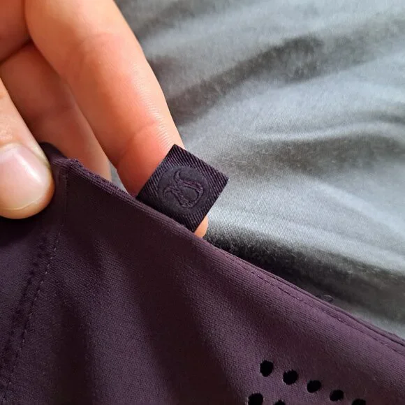 Lululemon Perfectly Perfed Tee sz M Black Cherry - Picture 7 of 7